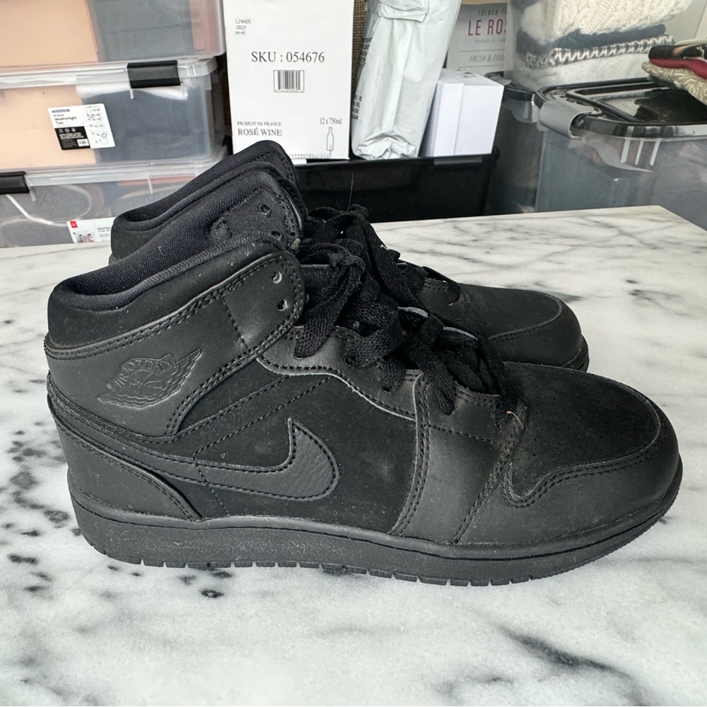 Nike Jordan 1s